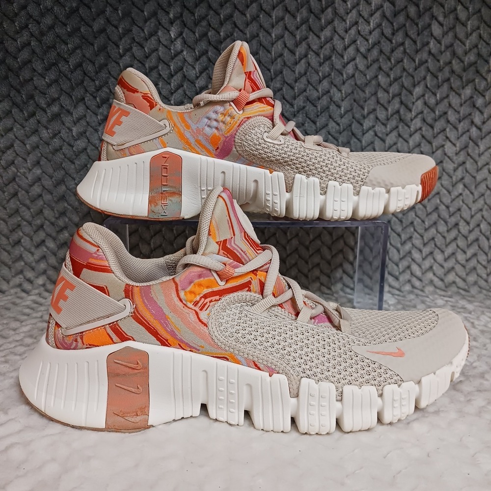 Nike Free Metcon 4 Desert Sand Crimson Bliss Women's Training Running Shoes Sz 9